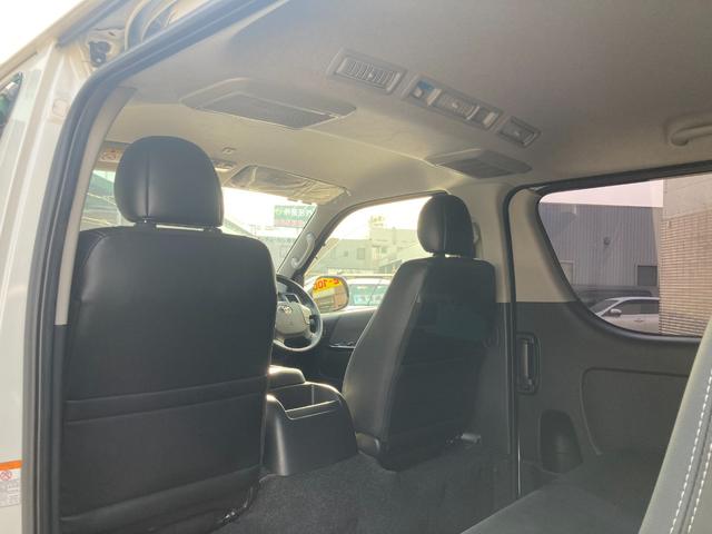 ハイエースバン スーパーGL ダークプライム 5型・トヨタセーフティセンス・LEDヘッドライト・プッシュスタート・ETC2.0・純正SDナビ・フルセグ・バックカメラ・Wエアバック・100V電源・スマートキー・プリクラッシュセーフティ(35枚目)