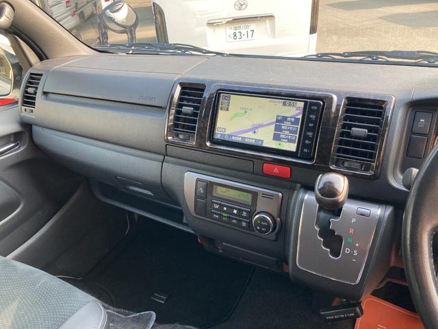 ハイエースバン スーパーGL ダークプライムII 5型・両側パワースライドドア・トヨタセーフティセンス・LEDヘッドライト・プッシュスタート・ETC・純正SDナビ・フルセグ・バックカメラ・Wエアバック・スマートキー×2・プリクラッシュセーフティ(20枚目)