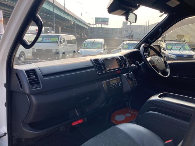 ハイエースバン スーパーGL ダークプライムII 5型・両側パワースライドドア・トヨタセーフティセンス・LEDヘッドライト・プッシュスタート・ETC・純正SDナビ・フルセグ・バックカメラ・Wエアバック・スマートキー×2・プリクラッシュセーフティ(31枚目)