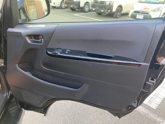 ハイエースバン スーパーGL ダークプライムII 両側パワースライド・アルパインBIGX11・アルパインフリップダウンモニター・新品ベッドキット・トヨタセーフティセンス・LEDヘッドライト・プッシュスタート・フルセグ・バックカメラ・オートクルーズ(17枚目)