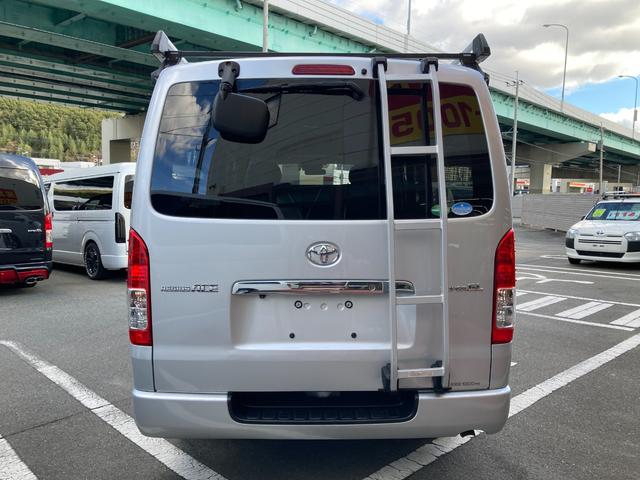 ハイエースバン ロングスーパーＧＬ　５型・トヨタセーフティセンス・ルーフキャリア・リアラダー・ＳＤナビ・フルセグ・バックカメラ・Ｗエアバック・ドライブレコーダー・キーレス・Ｗエアコン・プリクラッシュセーフティ・レーンキープアシスト（10枚目）