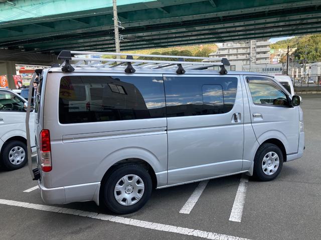 ハイエースバン ロングスーパーＧＬ　５型・トヨタセーフティセンス・ルーフキャリア・リアラダー・ＳＤナビ・フルセグ・バックカメラ・Ｗエアバック・ドライブレコーダー・キーレス・Ｗエアコン・プリクラッシュセーフティ・レーンキープアシスト（13枚目）