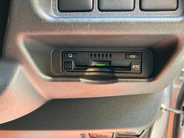 ハイエースバン ロングスーパーＧＬ　５型・トヨタセーフティセンス・ルーフキャリア・リアラダー・ＳＤナビ・フルセグ・バックカメラ・Ｗエアバック・ドライブレコーダー・キーレス・Ｗエアコン・プリクラッシュセーフティ・レーンキープアシスト（21枚目）