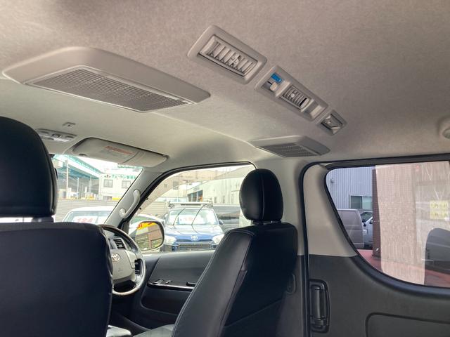 ハイエースバン スーパーＧＬ　ダークプライム　５型・両側パワースライドドア・トヨタセーフティセンス・純正ＬＥＤヘッドライト・プッシュスタート・同色フェンダーミラー・ＥＴＣ２．０・純正ＳＤナビ・フルセグ・バックカメラ・Ｗエアバック・リアフィルム（37枚目）