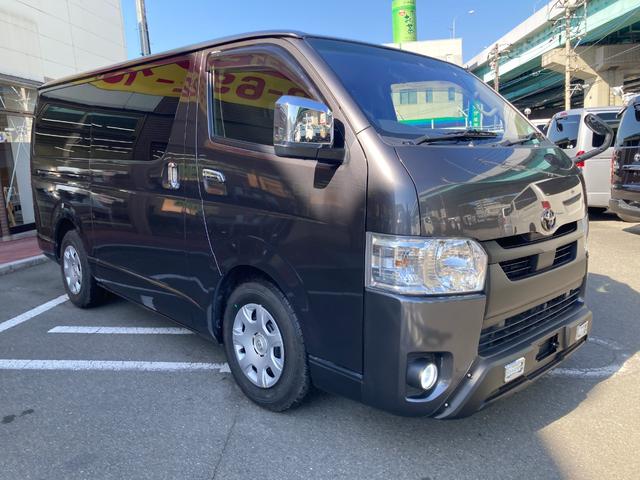ハイエースバン ロングスーパーGL 6型・両側パワースライドドア・パノラミックビュー・LEDヘッドライト・プッシュスタート・トヨタセーフティセンス・LEDフォグライト・ブラックグリル・新品バンパーガード・コートテクトフロントガラス(4枚目)