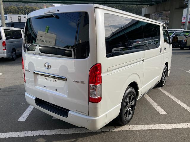 ハイエースバン スーパーＧＬ　ダークプライムＩＩ　７型・アルパインＢＩＧＸ１１・クリアランスソナー・パノラミックビュー・デジタルインナーミラー・モデリスタスポイラー・トヨタセーフティセンス・前後ドライブレコーダー・モデリスタカーゴライト・寒冷地仕様（17枚目）