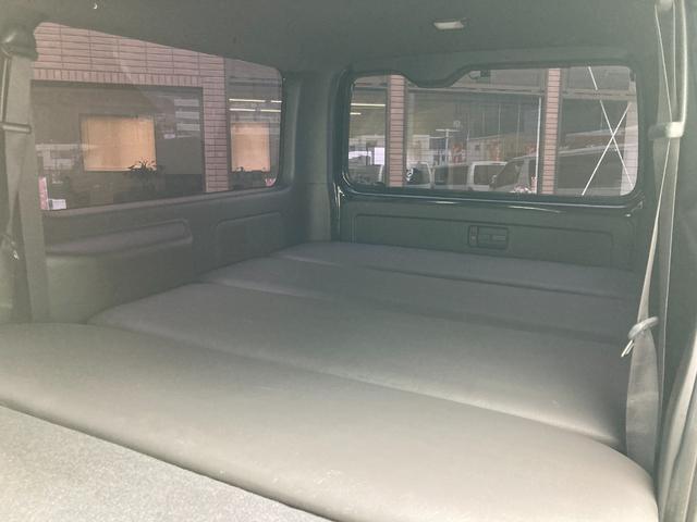 ハイエースバン スーパーＧＬ　ダークプライムＩＩ　５型・ベッドキット・ＬＥＤヘッドライト・プッシュスタート・トヨタセーフティセンス・前後ドライブレコーダー・ＬＥＤフォグライト・ＥＴＣ・ＳＤナビ・フルセグ・バックカメラ・Ｗエアバック・スマートキー×２（37枚目）