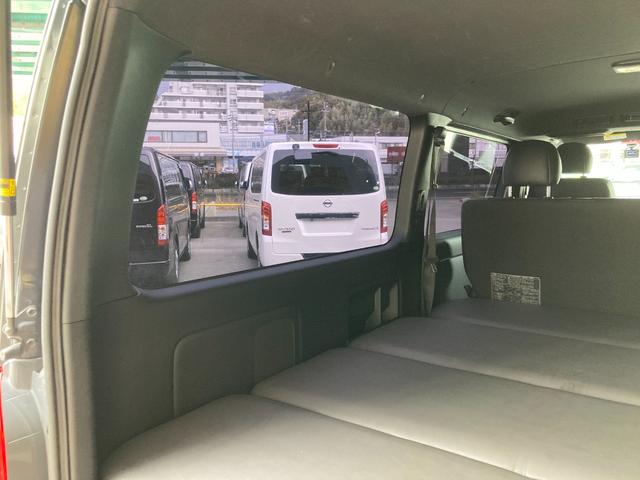 ハイエースバン スーパーＧＬ　ダークプライムＩＩ　５型・ベッドキット・ＬＥＤヘッドライト・プッシュスタート・トヨタセーフティセンス・前後ドライブレコーダー・ＬＥＤフォグライト・ＥＴＣ・ＳＤナビ・フルセグ・バックカメラ・Ｗエアバック・スマートキー×２（40枚目）