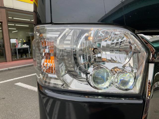 ハイエースバン スーパーＧＬ　ダークプライムＩＩ　６型・新品ベッドキット・純正フリップダウンモニター・両側パワースライドドア・パノラミックビュー・トヨタセーフティンセンス・ＬＥＤヘッドライト・プッシュスタート・ドライブレコーダー・ＳＤナビ・フルセグ（4枚目）