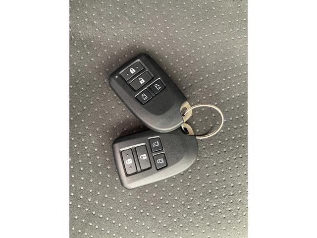 ハイエースバン スーパーＧＬ　ダークプライムＩＩ　６型・新品ベッドキット・純正フリップダウンモニター・両側パワースライドドア・パノラミックビュー・トヨタセーフティンセンス・ＬＥＤヘッドライト・プッシュスタート・ドライブレコーダー・ＳＤナビ・フルセグ（48枚目）