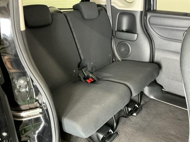 N-BOXカスタム G ナビ Rカメラ ブルートゥース ワンセグ 両スライドドア スマートキー&プッシュスタート SRS WエアB ETC付き 横滑り防止 パワーステアリング マニュアルエアコン セキュリティ ECONモード(18枚目)