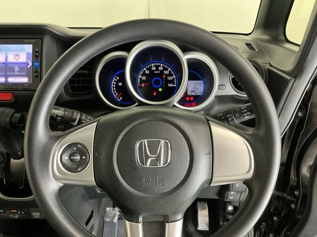 N-BOXカスタム G ナビ Rカメラ ブルートゥース ワンセグ 両スライドドア スマートキー&プッシュスタート SRS WエアB ETC付き 横滑り防止 パワーステアリング マニュアルエアコン セキュリティ ECONモード(19枚目)