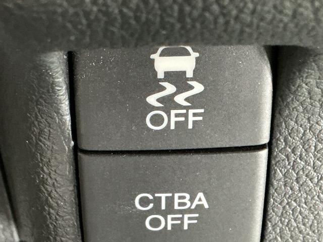 N-BOXカスタム G ナビ Rカメラ ブルートゥース ワンセグ 両スライドドア スマートキー&プッシュスタート SRS WエアB ETC付き 横滑り防止 パワーステアリング マニュアルエアコン セキュリティ ECONモード(21枚目)