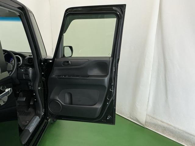 N-BOXカスタム G ナビ Rカメラ ブルートゥース ワンセグ 両スライドドア スマートキー&プッシュスタート SRS WエアB ETC付き 横滑り防止 パワーステアリング マニュアルエアコン セキュリティ ECONモード(46枚目)