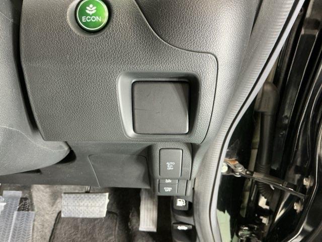 N-BOXカスタム G ナビ Rカメラ ブルートゥース ワンセグ 両スライドドア スマートキー&プッシュスタート SRS WエアB ETC付き 横滑り防止 パワーステアリング マニュアルエアコン セキュリティ ECONモード(52枚目)