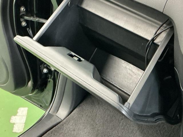 N-BOXカスタム G ナビ Rカメラ ブルートゥース ワンセグ 両スライドドア スマートキー&プッシュスタート SRS WエアB ETC付き 横滑り防止 パワーステアリング マニュアルエアコン セキュリティ ECONモード(69枚目)