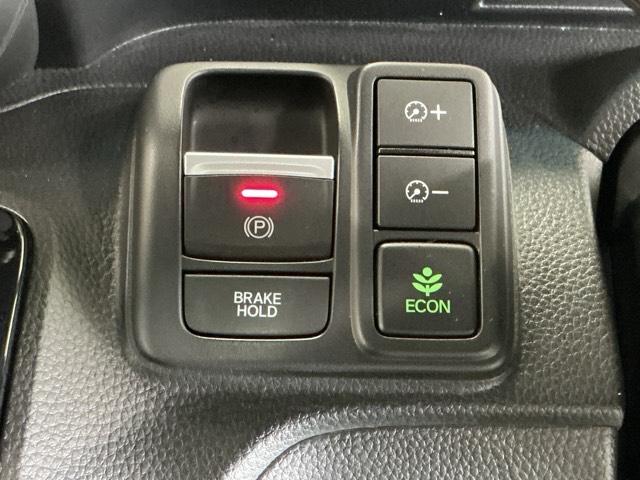 Ｎ－ＢＯＸカスタム Ｌ　ナビ　Ｒカメラ　ブルートゥース　フルセグ　Ｐソナー　サイドエアバッグ　Ａストップ　シートヒータ　ベンチシート　点検記録簿　キーフリーシステム　ＬＥＤライト　リアカメ　クルーズコントロール　ＡＣ　ＵＳＢ（15枚目）