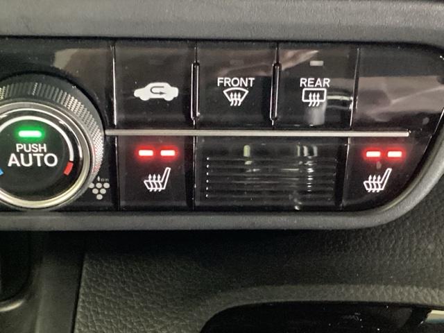 Ｎ－ＢＯＸカスタム Ｌ　ナビ　Ｒカメラ　ブルートゥース　フルセグ　両席電動スライドドア　Ｐソナー　サイドエアバッグ　Ａストップ　シートヒータ　ベンチシート　点検記録簿　キーフリーシステム　ＬＥＤライト　リアカメ　ＡＣ　ＥＴＣ（12枚目）