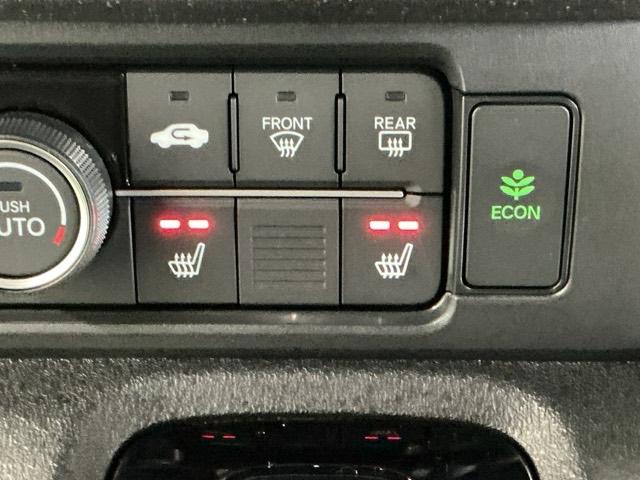 Ｎ－ＢＯＸカスタム ベースグレード　ドラレコ　ナビ　Ｒカメラ　ブルートゥース　ＵＳＢ接続　ＣＭＢＳ　Ｄレコ　オートエアコン　スマートキ　ＬＥＤ　盗難防止装置　クルコン　ＥＴＣ　バックカメラ　フルセグＴＶ　パワーステアリング　エアバッグ（16枚目）