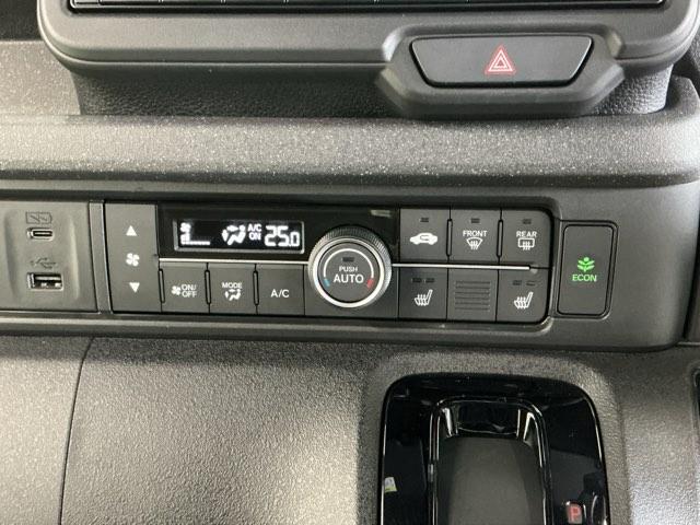 Ｎ－ＢＯＸカスタム ベースグレード　ドラレコ　ナビ　Ｒカメラ　ブルートゥース　ＵＳＢ接続　ＣＭＢＳ　Ｄレコ　オートエアコン　スマートキ　ＬＥＤ　盗難防止装置　クルコン　ＥＴＣ　バックカメラ　フルセグＴＶ　パワーステアリング　エアバッグ（17枚目）