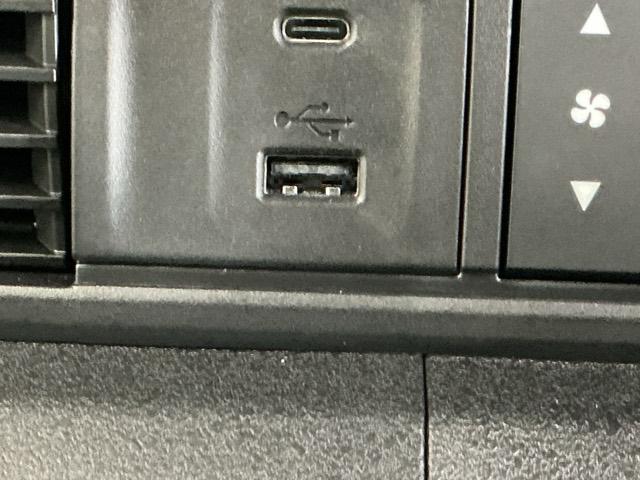 Ｎ－ＢＯＸカスタム ベースグレード　ドラレコ　ナビ　Ｒカメラ　ブルートゥース　ＵＳＢ接続　ＣＭＢＳ　Ｄレコ　オートエアコン　スマートキ　ＬＥＤ　盗難防止装置　クルコン　ＥＴＣ　バックカメラ　フルセグＴＶ　パワーステアリング　エアバッグ（21枚目）