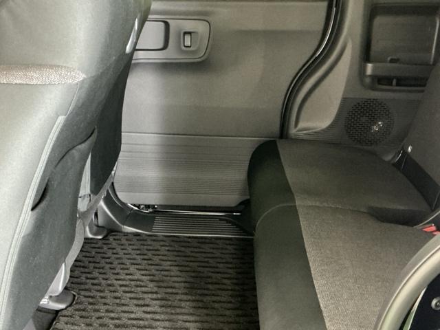 Ｎ－ＢＯＸカスタム ベースグレード　ドラレコ　ナビ　Ｒカメラ　ブルートゥース　ＵＳＢ接続　ＣＭＢＳ　Ｄレコ　オートエアコン　スマートキ　ＬＥＤ　盗難防止装置　クルコン　ＥＴＣ　バックカメラ　フルセグＴＶ　パワーステアリング　エアバッグ（59枚目）