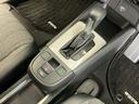 発進時から滑らかに加速する無段階変速のCVTはストップ&ゴーの多い街の中も快適です