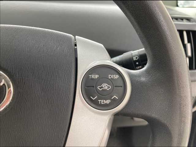 プリウス トヨタ ｓ 社外ｈｄｄナビゲーション フルセグテレビ ｄｖｄ バックカメラ ビルトインｅｔｃ オートエアコン ステアリングテレスコピック ステアリングチルト 衝突安全ボデー ｕｖカットガラス プライバシーガラスの中古車詳細 中古車検索ならkurutown