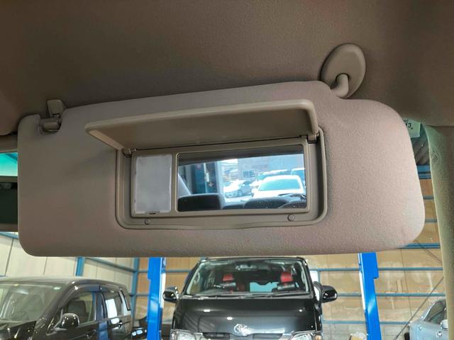 セルシオ Ａ仕様　クリアランスソナー　オートクルーズコントロール　ナビ　アルミホイール　オートライト　ＨＩＤ　ＡＴ　キーレスエントリー　電動格納ミラー　盗難防止システム　パワーシート　ＣＤ　カセット　衝突安全ボディ（46枚目）