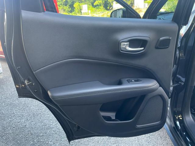 ジープ・コンパス ＳモデルＬＩＭＩＴＥＤ（23枚目）