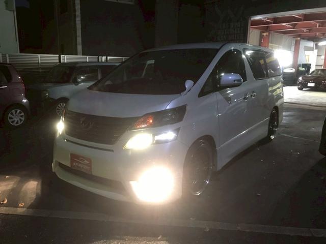 ヴェルファイア ２．４Ｚ　プラチナセレクションＩＩ　車検整備２年付　車両保証１年　社外ホイール　エアロ　リヤモニター　両側スライド電動　電動ミラ　テレビ　ナビ　ＥＴＣ　バックカメラ　パワーステアリング　電動バックドア　バックモニタ　１００Ｖ電源　ＡＢＳ（7枚目）