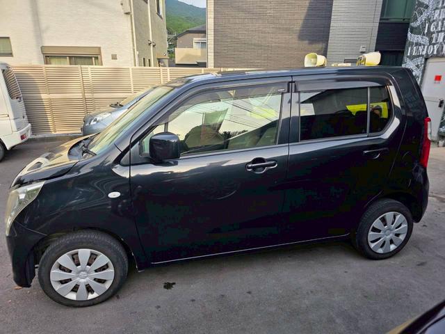 ワゴンR FXリミテッド 車検整備付 車両保証1年 CD パワーウィンドウ パワステ FM ワンオナ エアバック アイドリングストップ機能 オートエアコン(18枚目)