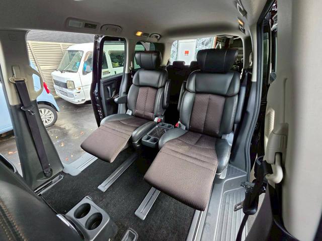 エルグランド 250ハイウェイスター 車検整備2年付 車両保証1年 ナビ TV パワーウィンドウ 電動スライドドア ETC パワステ アルミホイール ワンオナ車 リヤモニター リヤエアコン(46枚目)