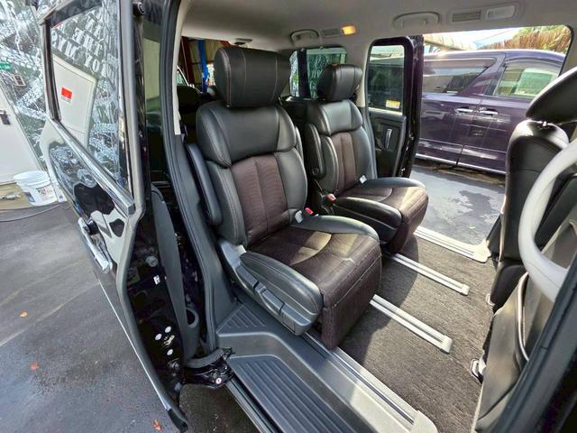 エルグランド 250ハイウェイスター 車検整備2年付 車両保証1年 ナビ TV パワーウィンドウ 電動スライドドア ETC パワステ アルミホイール ワンオナ車 リヤモニター リヤエアコン(56枚目)