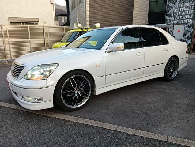 セルシオ C仕様 インテリアセレクション 車検整備付 車両保証 本革 ヒーター 地デジTV エアバッグ Bモニター エアーシート TVナビ ムーンルーフ 電動格納ミラー アルミホイール オートライト パワーシート エアサス ETC キーフリー(2枚目)