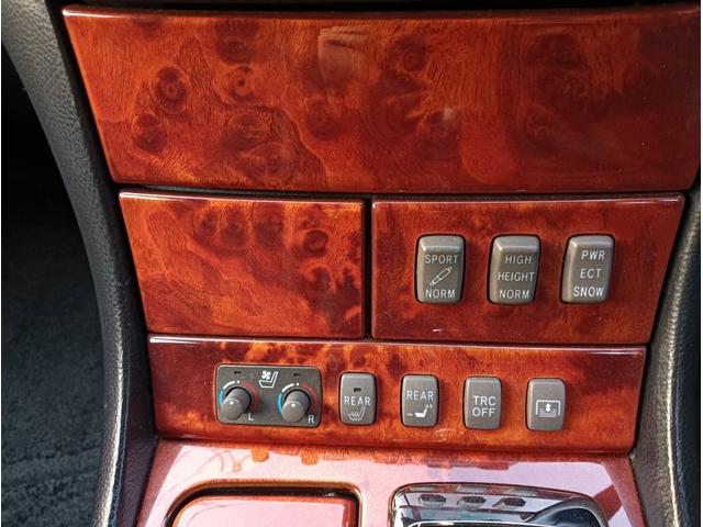 セルシオ C仕様 インテリアセレクション 車検整備付 車両保証 本革 ヒーター 地デジTV エアバッグ Bモニター エアーシート TVナビ ムーンルーフ 電動格納ミラー アルミホイール オートライト パワーシート エアサス ETC キーフリー(16枚目)