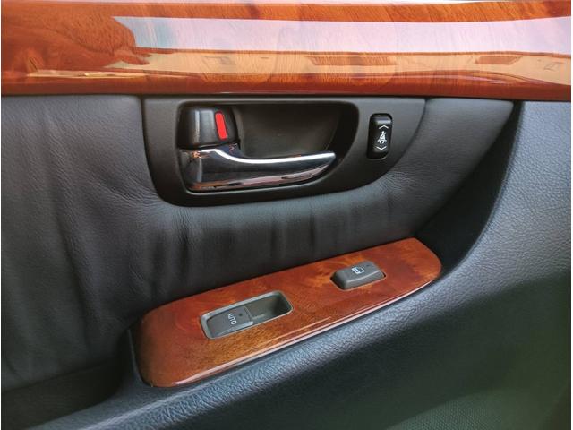 セルシオ C仕様 インテリアセレクション 車検整備付 車両保証 本革 ヒーター 地デジTV エアバッグ Bモニター エアーシート TVナビ ムーンルーフ 電動格納ミラー アルミホイール オートライト パワーシート エアサス ETC キーフリー(40枚目)