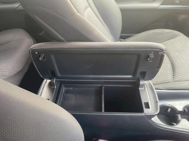 プリウス Sセーフティプラス 車検整備2年付 車両保証1年 ナビ アルミホイール TV Btオーディオ 電動ミラー 禁煙 衝突安全ボディ Aライト 1セグ Bモニター LEDライト スマートKEY ナビTV 横滑り防止機能 PW(35枚目)