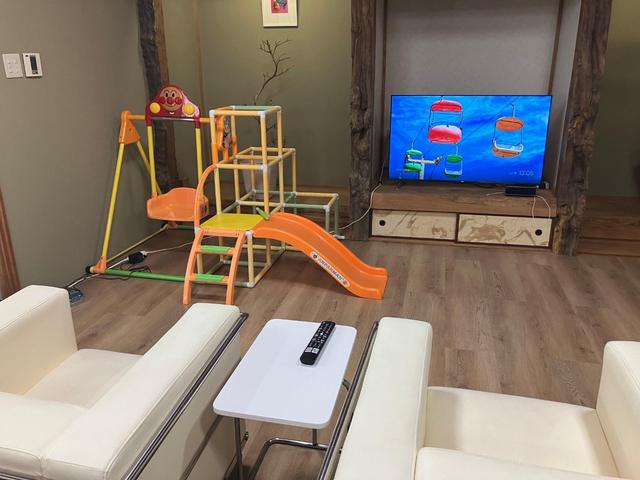 プリウス Sセーフティプラス 車検整備2年付 車両保証1年 ナビ アルミホイール TV Btオーディオ 電動ミラー 禁煙 衝突安全ボディ Aライト 1セグ Bモニター LEDライト スマートKEY ナビTV 横滑り防止機能 PW(65枚目)