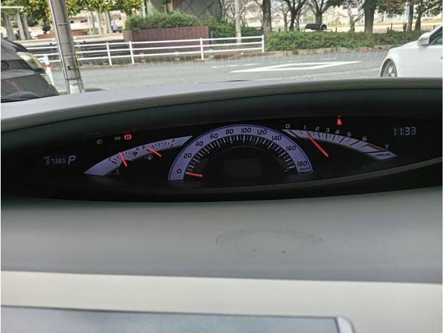 エスティマ ２．４アエラス　Ｇエディション　車検整備２年付　車両保証１年　ナビ　ＴＶ　Ｂｌｕｅｔｏｏｔｈ　リヤモニター　リヤエアコン　アルミホイール　ＥＴＣ　禁煙車　キーレスエントリー（17枚目）