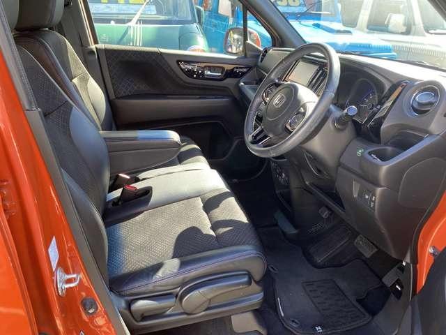 N-WGNカスタム G SSブラックスタイルパッケージ フルセグナビ ETC スマートキー プッシュスタート セキュリティー シートヒーター ベンチシート アイドリングストップ(4枚目)