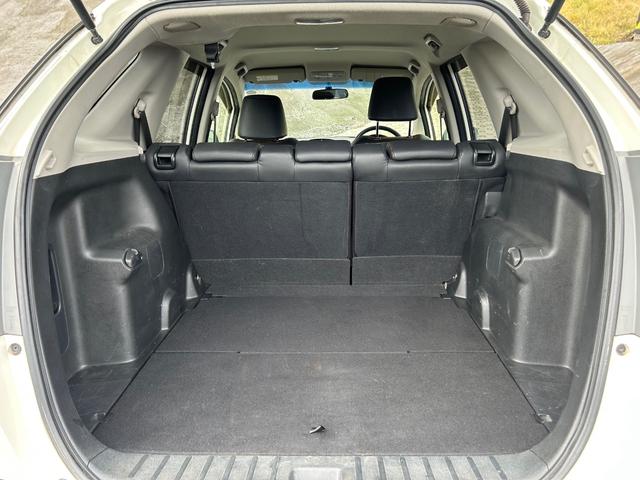 フィットシャトル １５Ｘ　Ｓパッケージ　車検令和９年２月　ナビ地デジＴＶ　ＥＴＣ　スマートキー　電動格納ドアミラー　オートエアコン　ＨＩＤヘッドライト（17枚目）