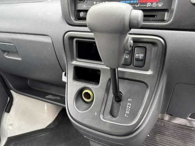 ハイゼットカーゴ スペシャル 4WD ハイルーフ ルーフキャリア オートマ車 エアコン パワーステアリング 運転席助手席エアバック 両側スライドドア(18枚目)