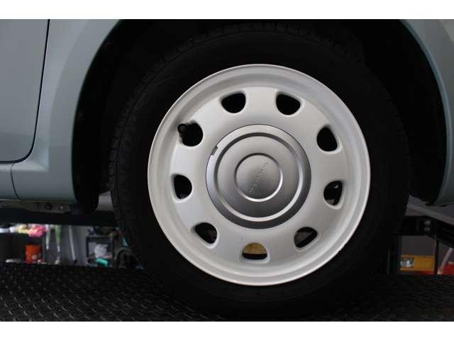 アルトラパンショコラ Ｘ　ナビＴＶ・Ｂｌｕｅｔｏｏｔｈ・ＨＩＤライト・オートエアコン・スマートキー・プッシュスターター・ＥＴＣ・禁煙車／保証書／取説／スペアキー・アイドリングストップ（7枚目）