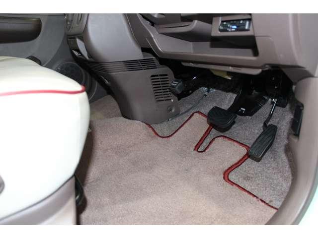 アルトラパンショコラ Ｘ　ナビＴＶ・Ｂｌｕｅｔｏｏｔｈ・ＨＩＤライト・オートエアコン・スマートキー・プッシュスターター・ＥＴＣ・禁煙車／保証書／取説／スペアキー・アイドリングストップ（22枚目）