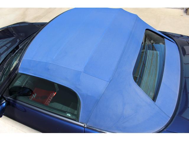 Ｓ２０００ ベースグレード　ＡＰ１最終型・鈴鹿モデル・１オーナー・フルノーマル・純正ハードトップ・純正１７インチアルミ・ＨＩＤライト・キーレス・ＥＴＣ・禁煙車・保証書／取説／スペアキー・修復歴小（12枚目）