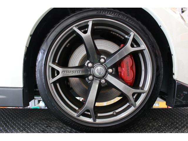 フェアレディＺ ３．７ＮＩＳＭＯ　ＮＩＳＭＯ専用エアロ・１９ＡＷ・ＨＫＳサクションパイプ・エアクリーナー・ＺｃａｒＺｅｒｏチタンマフラー・デフオイルクーラー・ＢＲＩＤＥシート・Ｄｅｆｉ追加メーター・Ｂカメラ・ＨＩＤ・ＥＴＣ・保証書（13枚目）