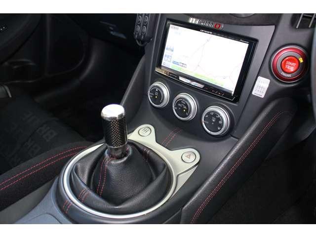 フェアレディＺ ３．７ＮＩＳＭＯ　ＮＩＳＭＯ専用エアロ・１９ＡＷ・ＨＫＳサクションパイプ・エアクリーナー・ＺｃａｒＺｅｒｏチタンマフラー・デフオイルクーラー・ＢＲＩＤＥシート・Ｄｅｆｉ追加メーター・Ｂカメラ・ＨＩＤ・ＥＴＣ・保証書（28枚目）