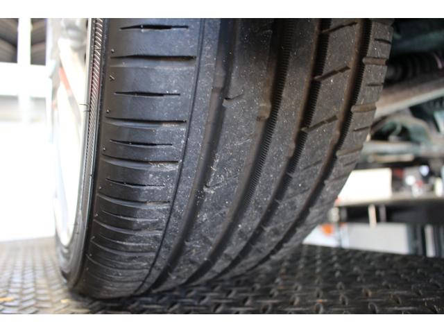 レガシィツーリングワゴン ツーリングワゴン２．０チューンドバイＳＴＩ　４ＷＤ　期・フルノーマル・６ＭＴ・ブレンボブレーキ・ＳＴＩフロントスポイラー・ＳＴＩ４本出マフラー・ＳＴＩ１８インチアルミ・ＢＩＬＳＴＥＩＮショック・プッシュスタート・ＨＩＤライト・ＥＴＣ・取説／スペアキー（15枚目）