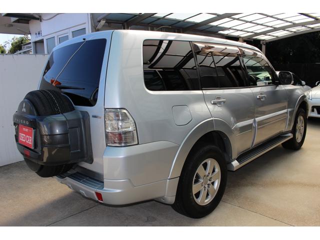 パジェロ ロング　エクシード　キーレス・ＨＩＤライト・ＥＴＣ・保証書／取説／スペアキー有り・下取り車（6枚目）